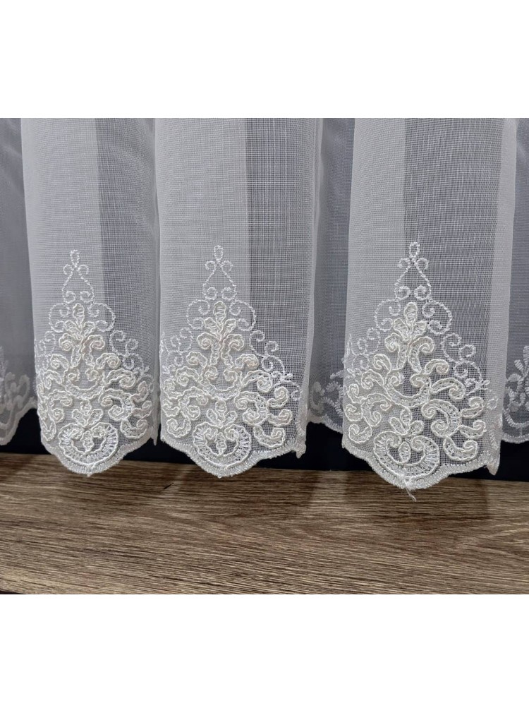 Taç Nakışlı Kort Damask Salon Model Tarz Tasarım Optima Exculusive Taç Nakışlı Kort Damask Salon Model Tarz Tasarım Optima Exculusive
